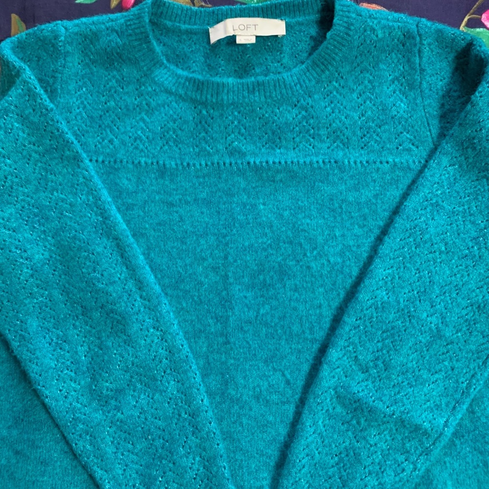 Sweater - Picture 1 of 3